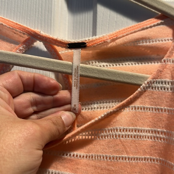 Free People Azalea Peach Eyelet Batwing Oversized Smocked Top M Tee Shirt - Picture 3 of 8